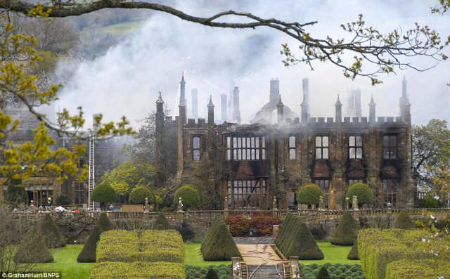被神秘大火烧掉的1500万英镑的豪华古宅，现在留下的废墟要卖250万镑？