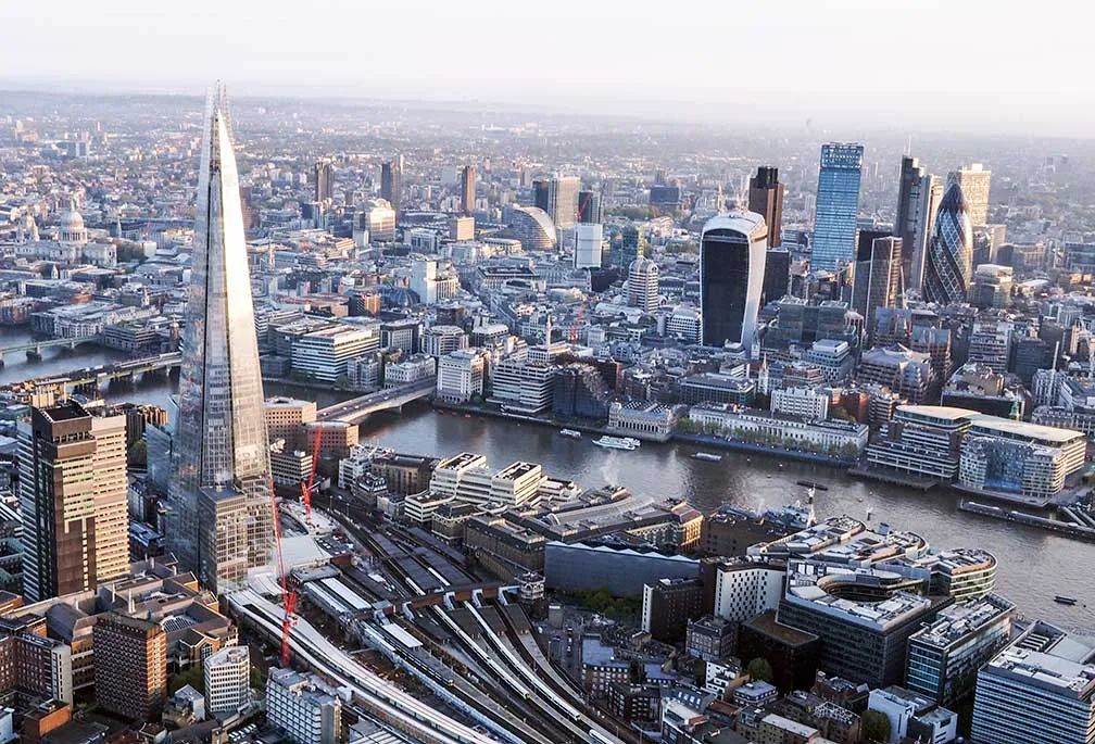 英国房价再创历史新高，权威预测伦敦楼市火爆区域